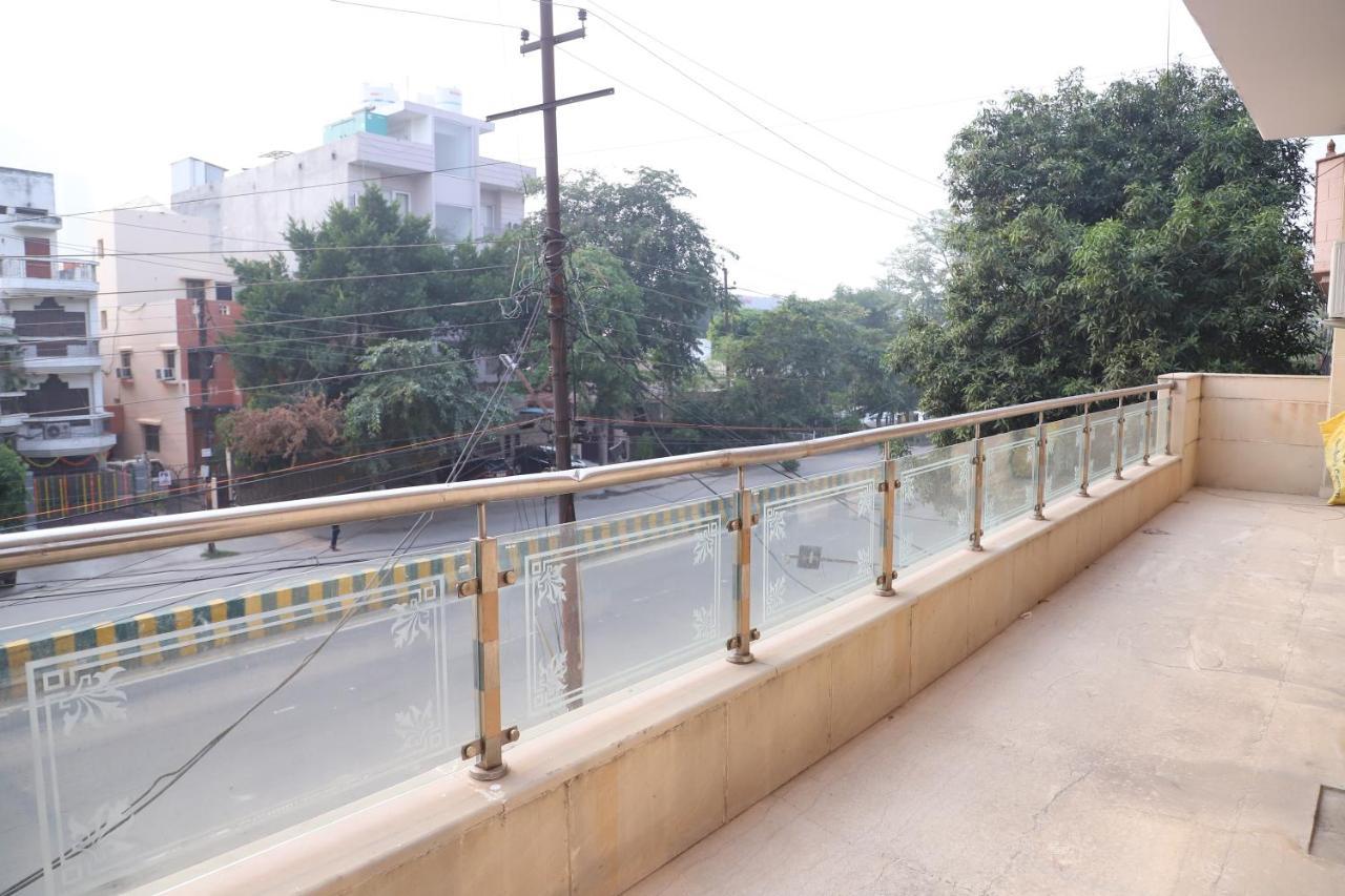 Lyf Corporate Suites - Noida Sector 19 Buitenkant foto