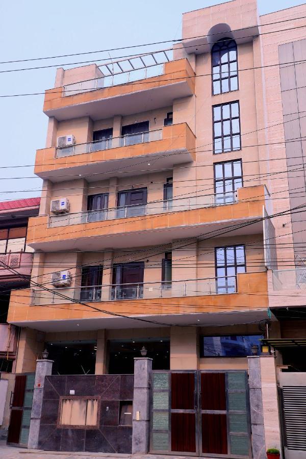 Lyf Corporate Suites - Noida Sector 19 Buitenkant foto