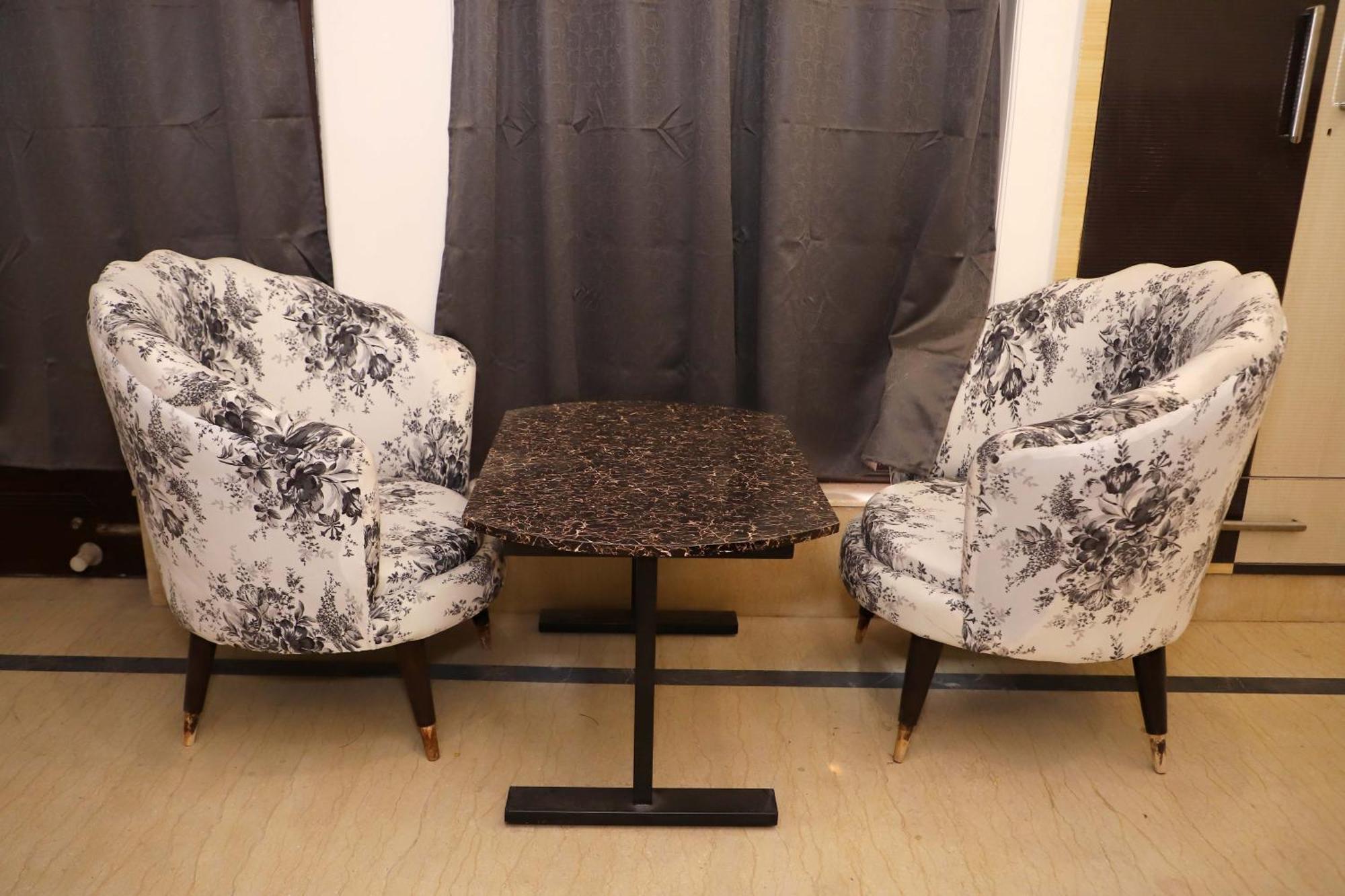 Lyf Corporate Suites - Noida Sector 19 Buitenkant foto